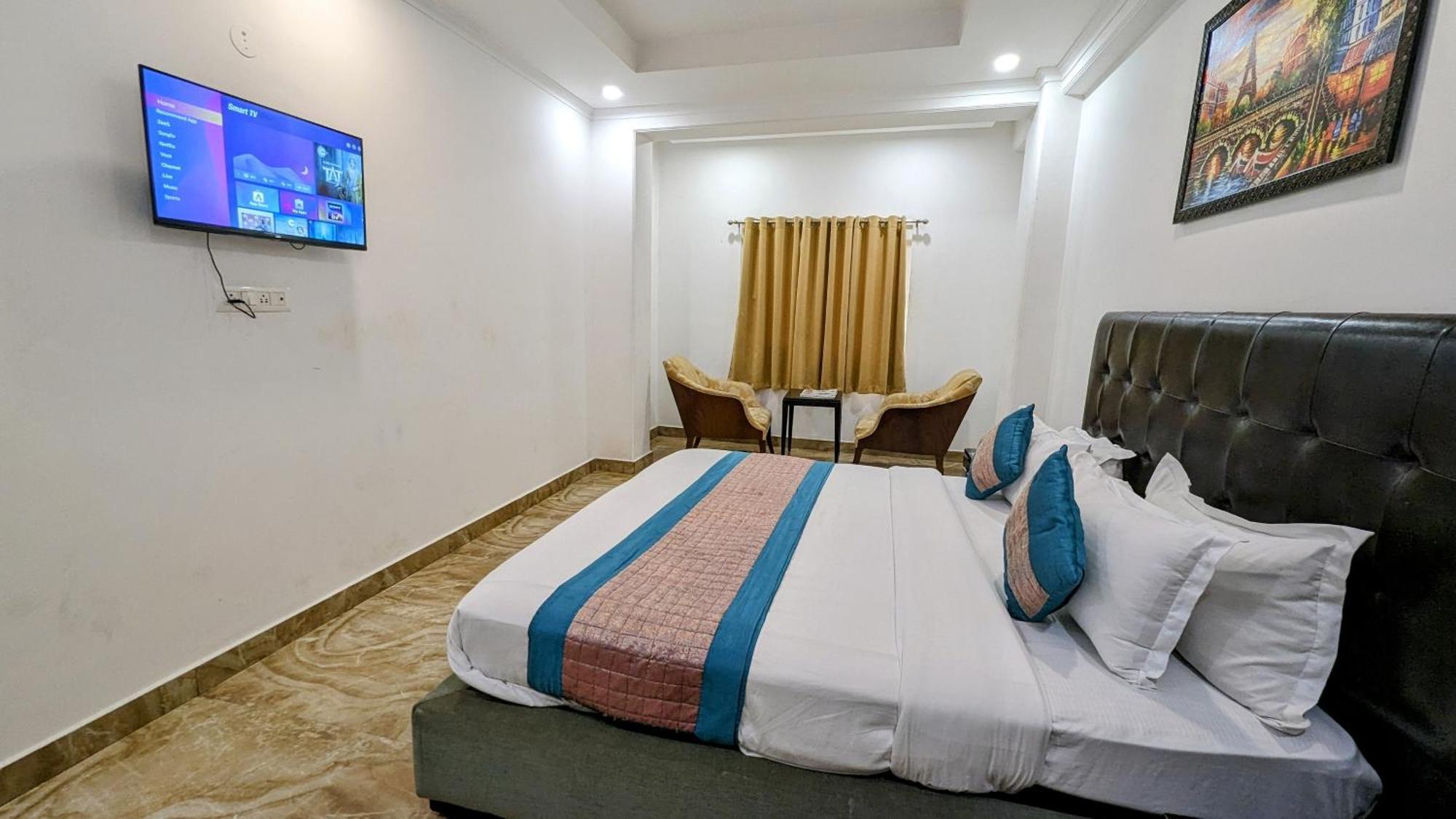 Hotel Moon Taj Near Yashobhoomi Convention Centre Delhi  Eksteriør billede