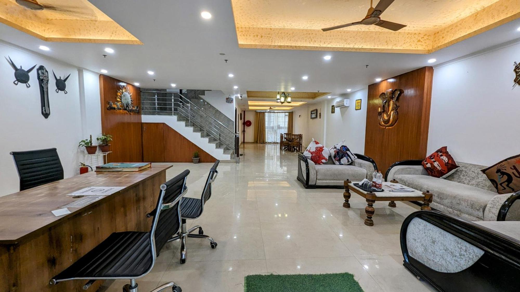 Hotel Moon Taj Near Yashobhoomi Convention Centre Delhi  Eksteriør billede